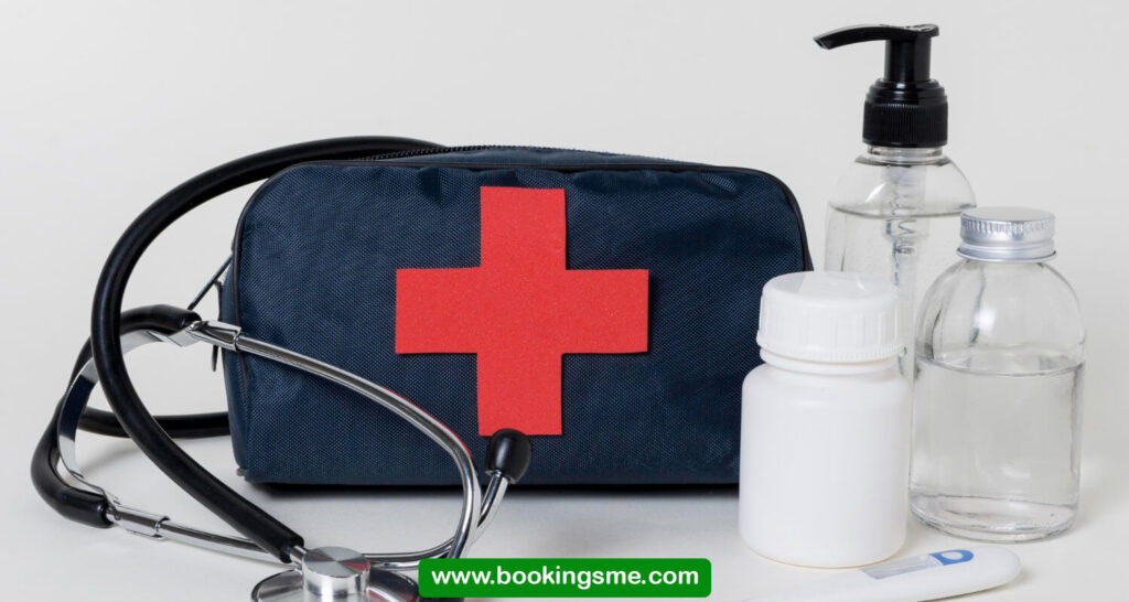 do hotels have first aid kits